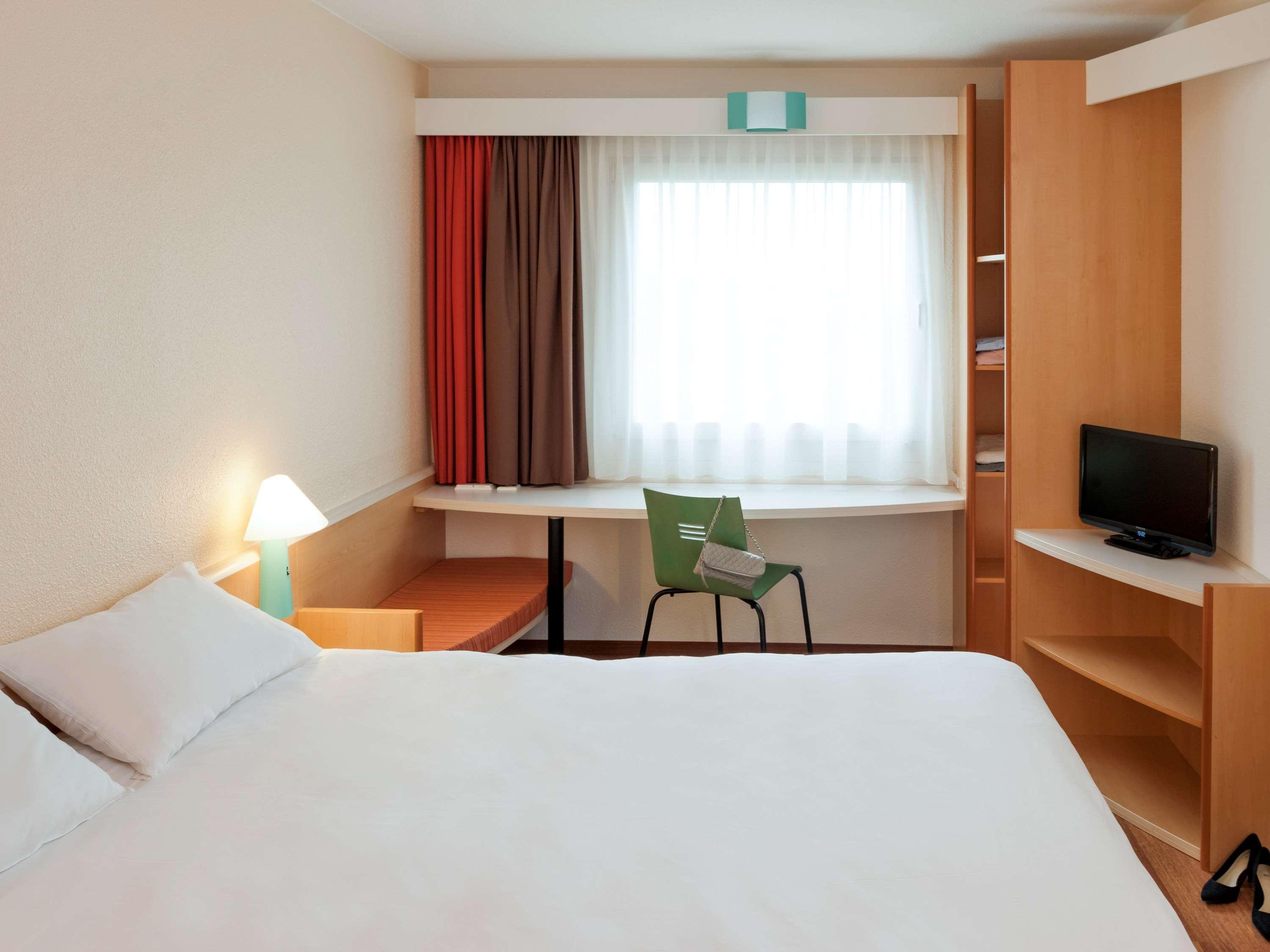Ibis Gading Серпонг Экстерьер фото