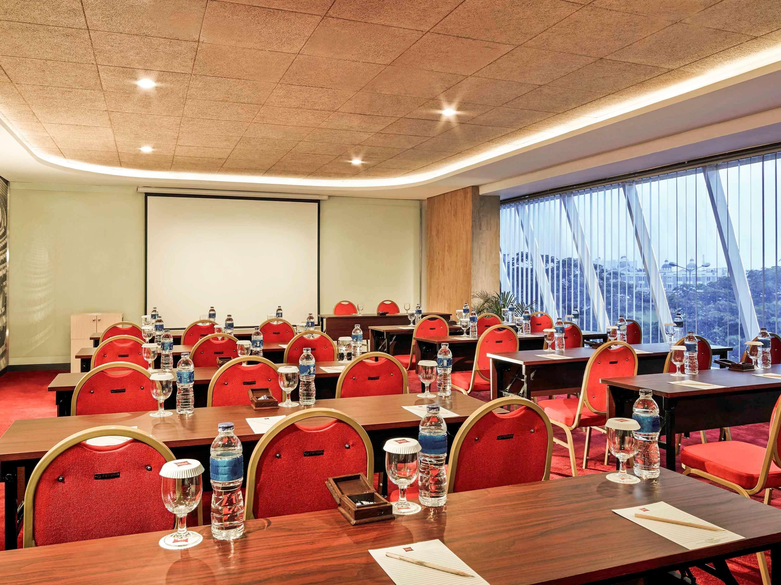 Ibis Gading Серпонг Экстерьер фото